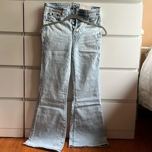 American eagle high rise flare. Size 8 short
